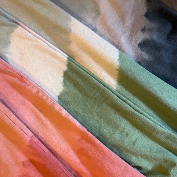 (5) True Craft Tie Dye Leggings, Set of 5 ~ (Med-Large size) - Picture 11 of 15